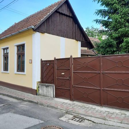 La Pablito Villa Mediaş Екстериор снимка