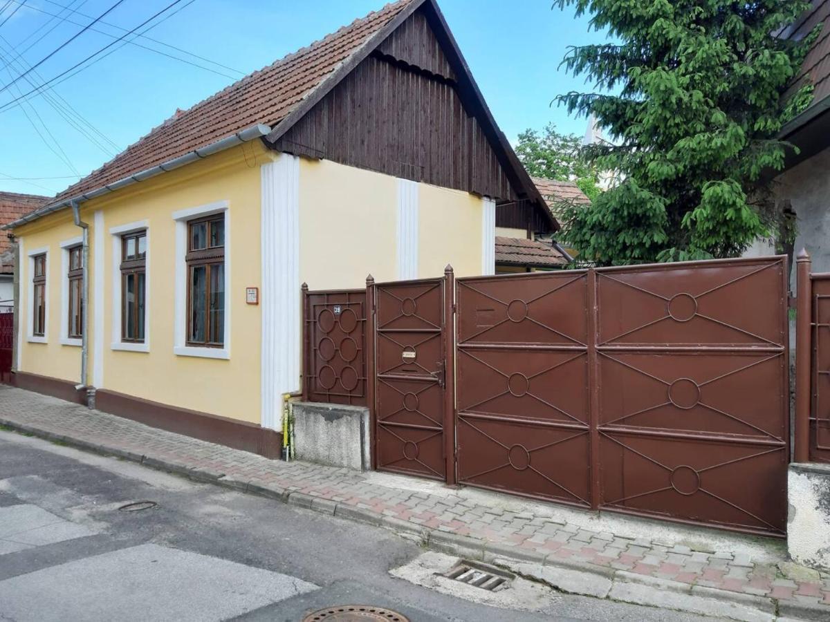 La Pablito Villa Mediaş Екстериор снимка
